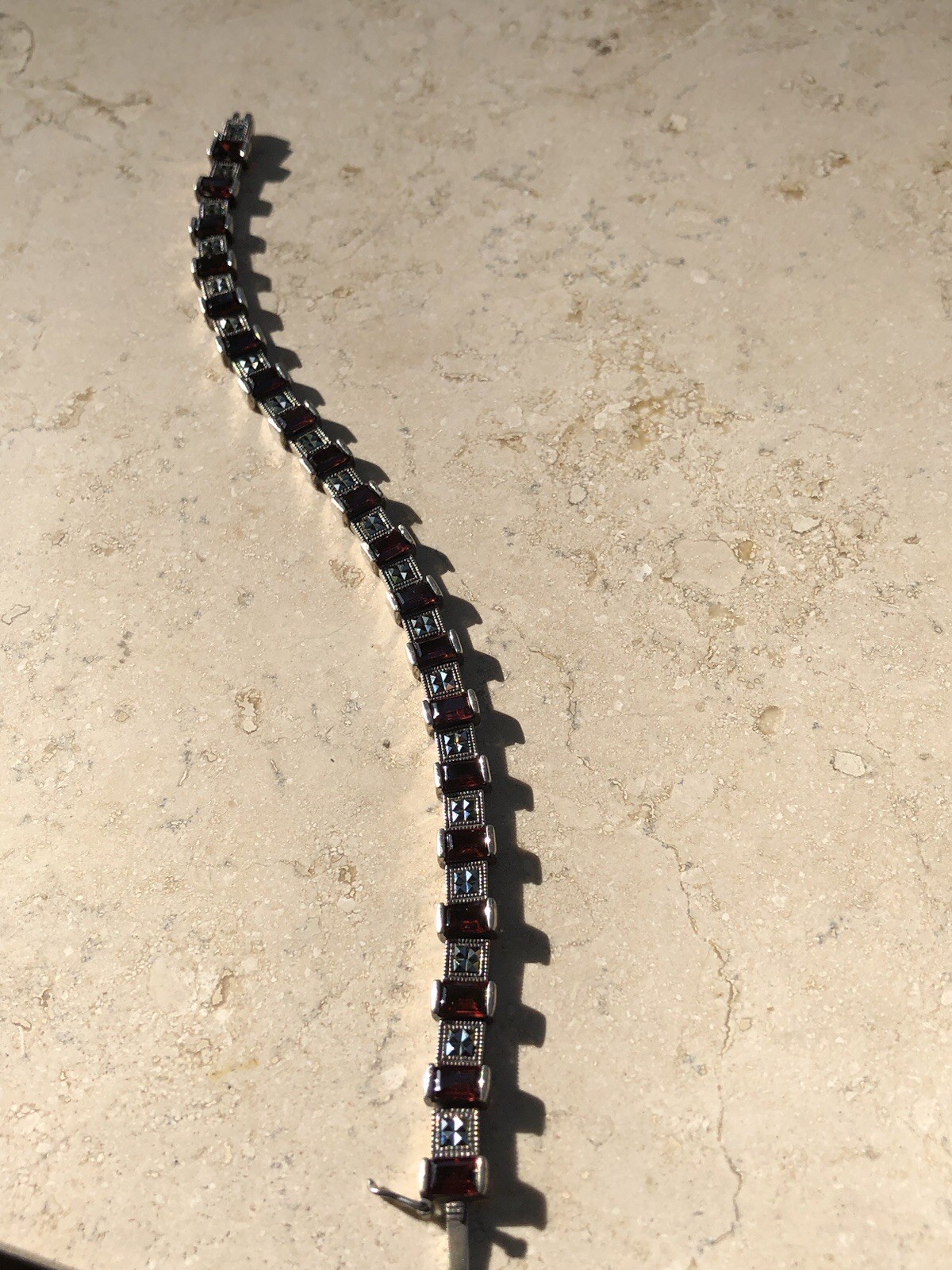 ❤️✨VINTAGE Sterling Silver EMERALD CUT GARNET & MARCASITE ESTATE Tennis Bracelet