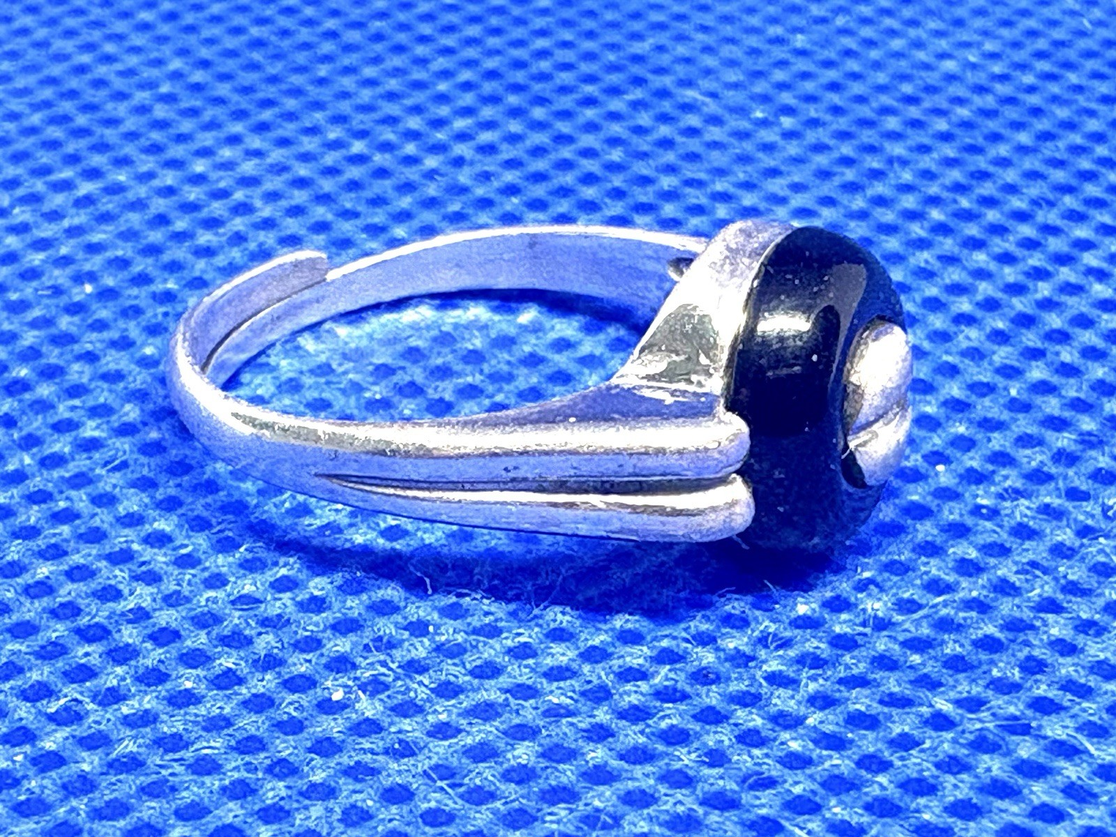A18 Unique Adjustable 835 Silver Ring Size 7 est 1950s Black Onyx (925) Germany
