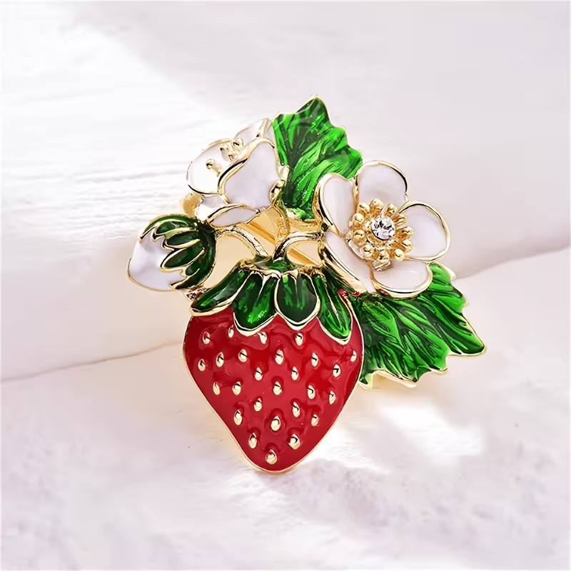 Floral Strawberry Brooch Golden-Plated Zinc Alloy Rhinestone Accents