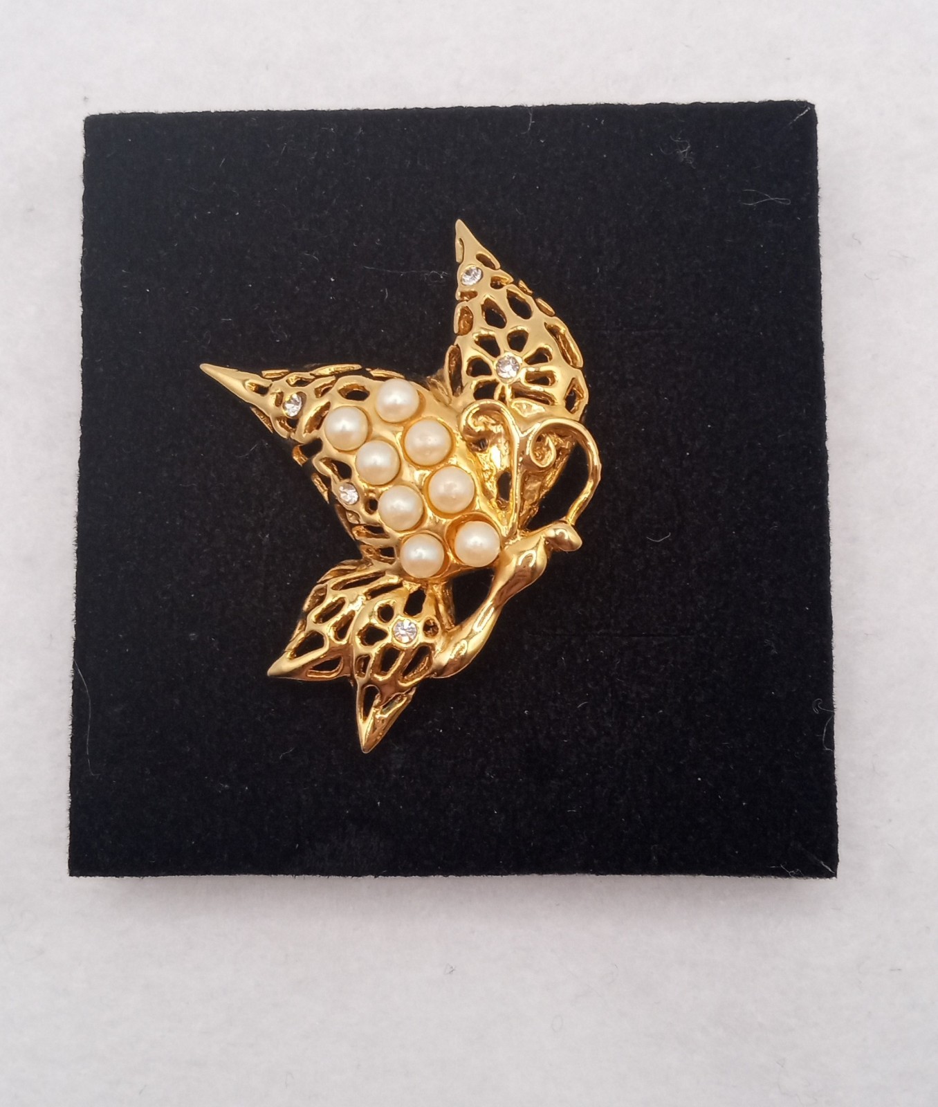 Filigree Butterfly brooch, Faux Pearls, Rhinestones, Vintage Gold Tone