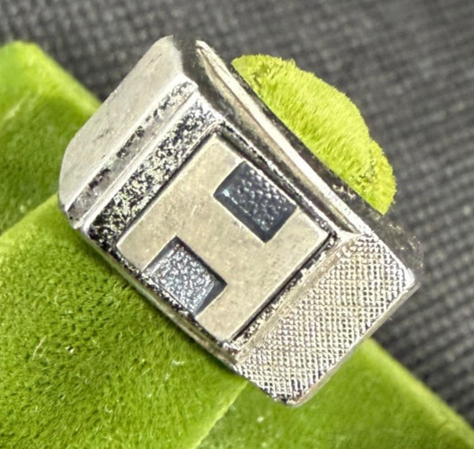 Vintage Sterling Silver Stamped Typeface Monogram “H” Ring Size 5.5 Weight 9.5g