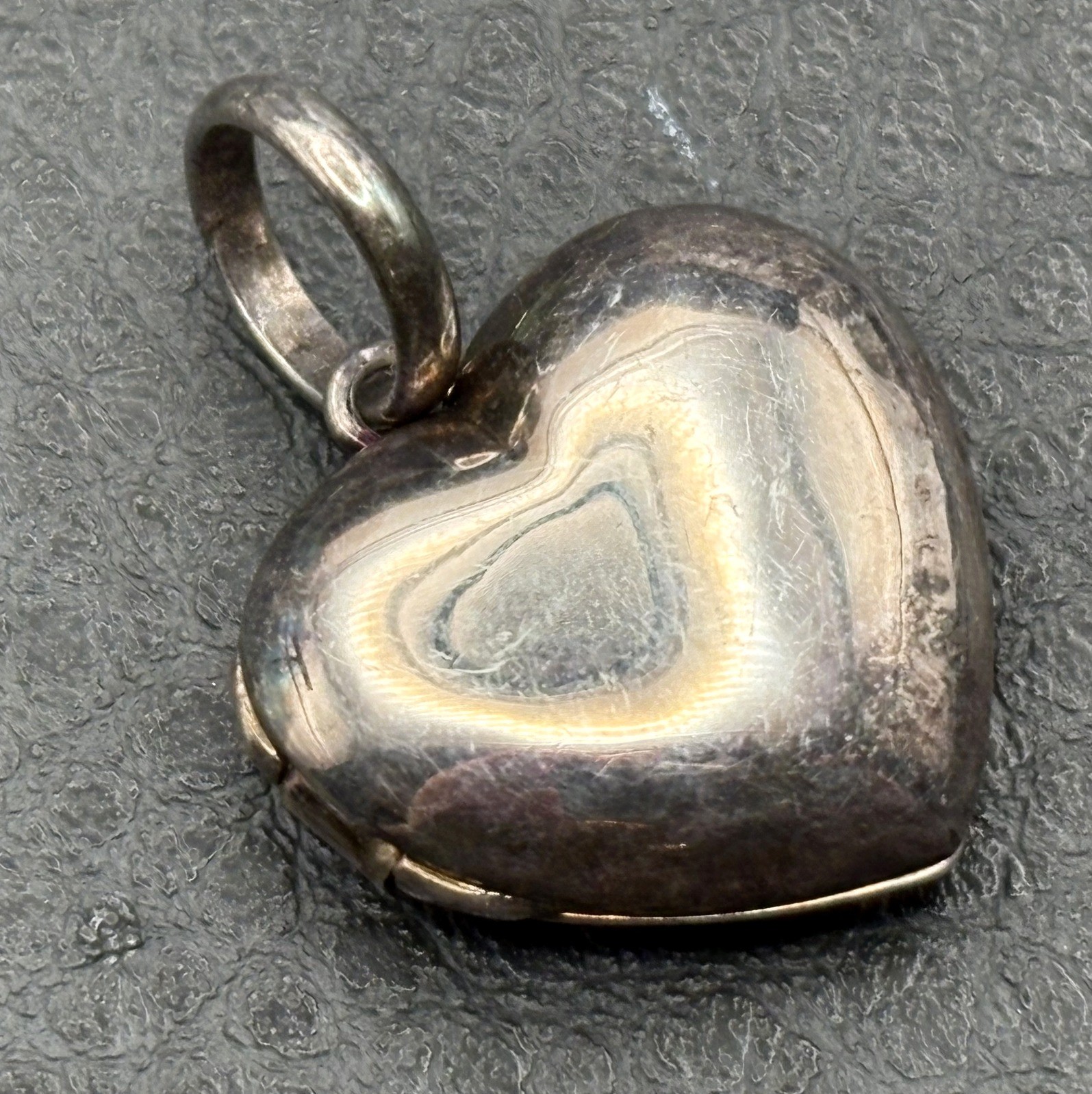 VTG Sterling Silver Oxidized Puffy Heart 2 Photo Picture Locket Pendant Charm