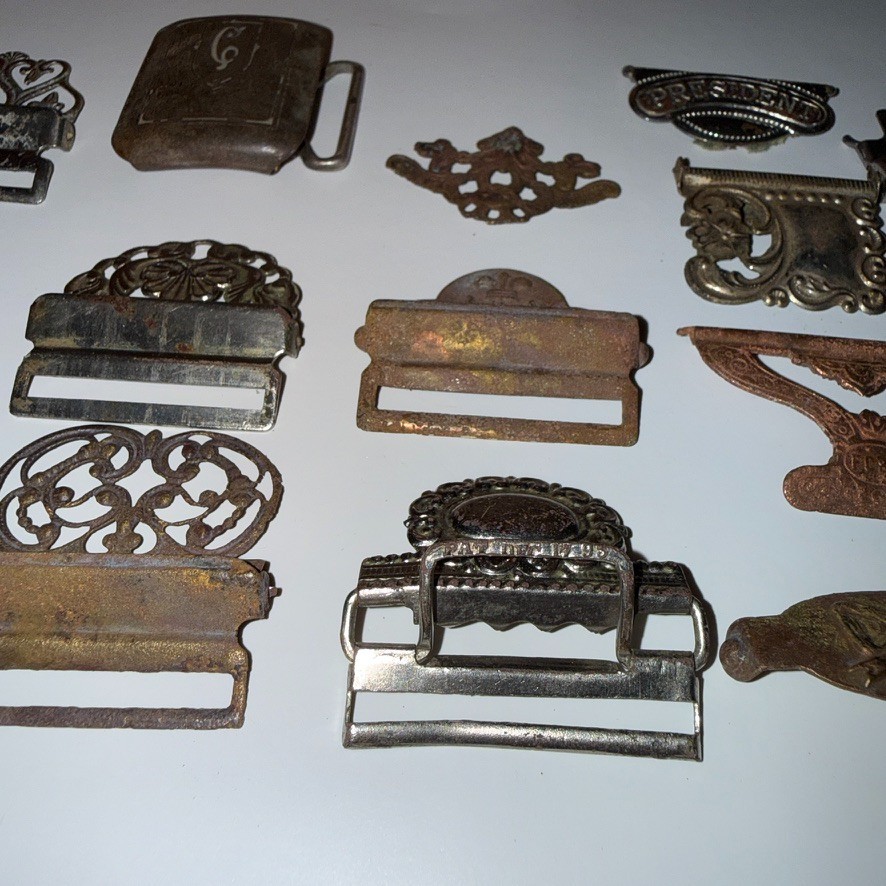 19pc Antique Victorian Gents Suspender Buckle Lot Brass Nickel Filigree 1892 Pat