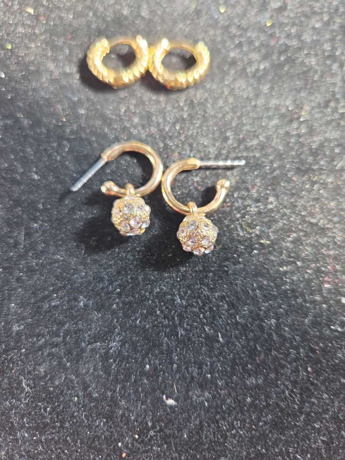 Four pairs of 10k gold plated one pair pearls clip-ons Avon.
