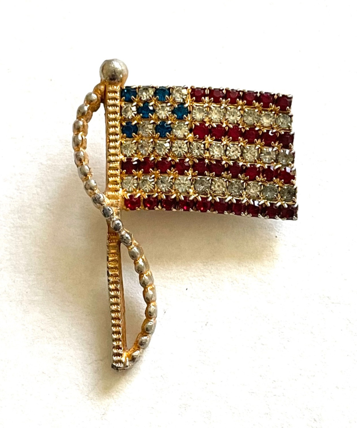 Vtg 50s RAFAELIAN American Patriotic Flag Red White Blue Rhinestone Pin Brooch