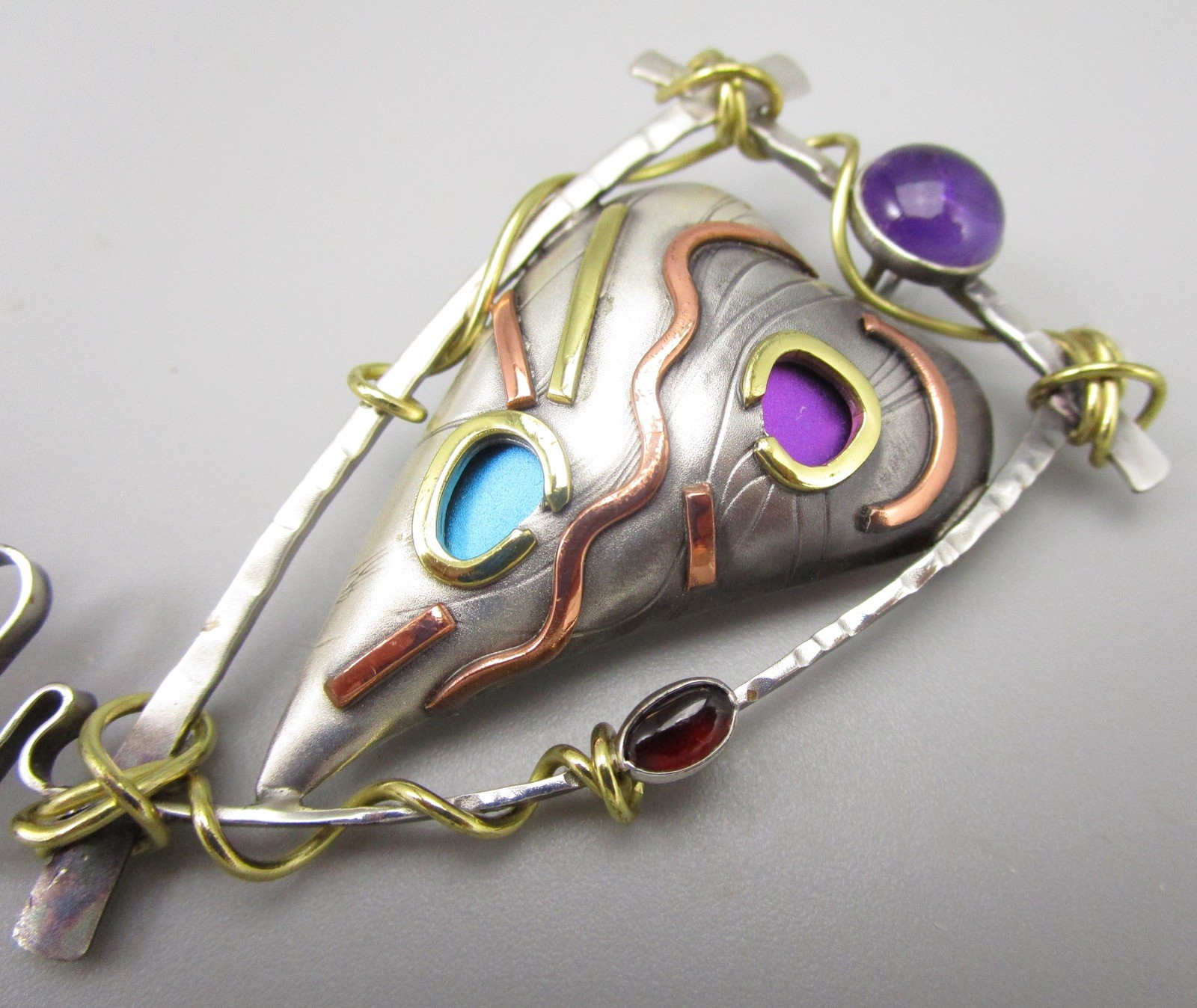 UNUSUAL SUSAN MARIA BUCKLEY STERLING AMETHYST MODERNIST BROOCH & EARRINGS SET 