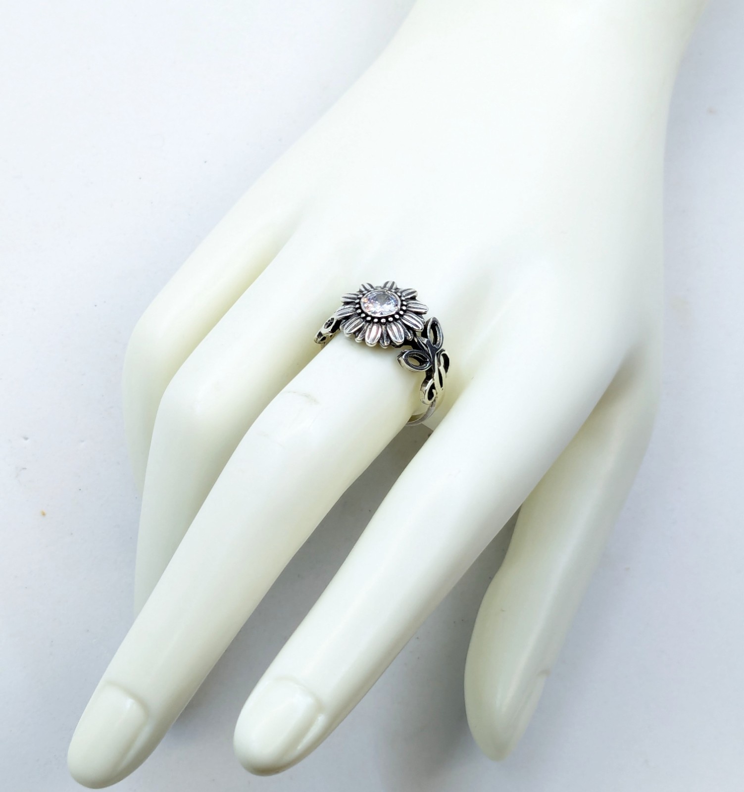 Vintage Elegant RING Silver 925 with Chic Bright Stone -size: 9.5US (19mm) | #2