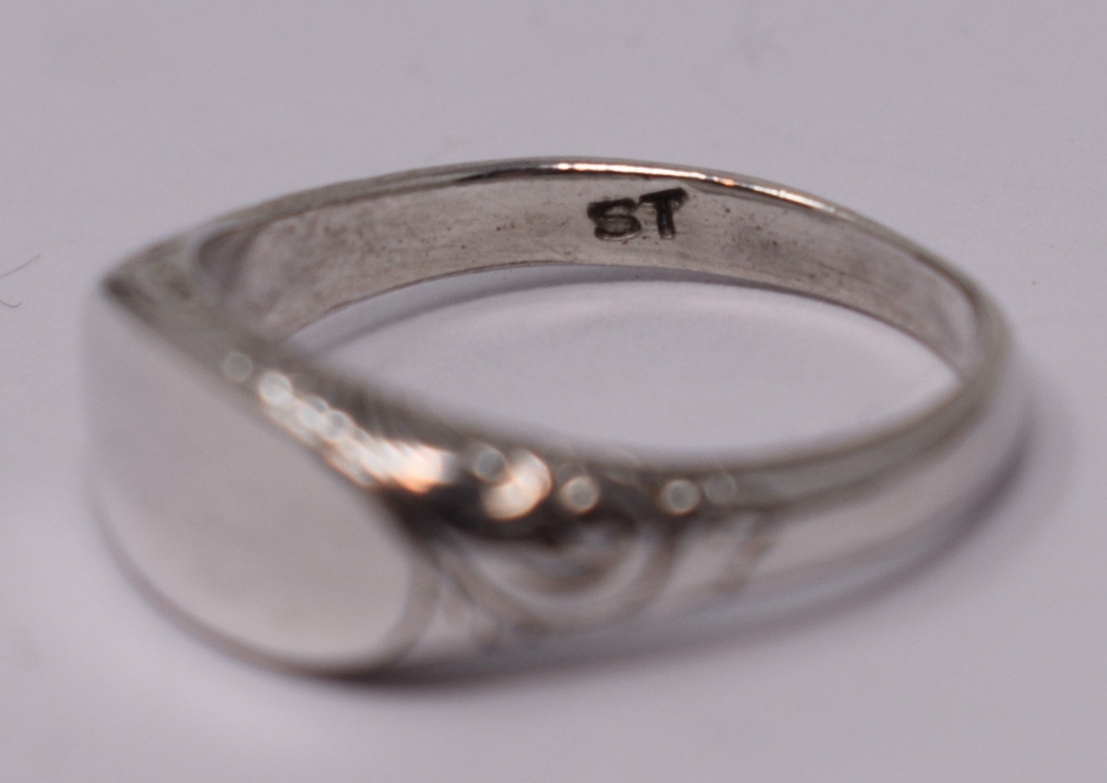 Vintage Sterling Silver Blank Signet Ring Hand Chased Scrolls sz. 4.5