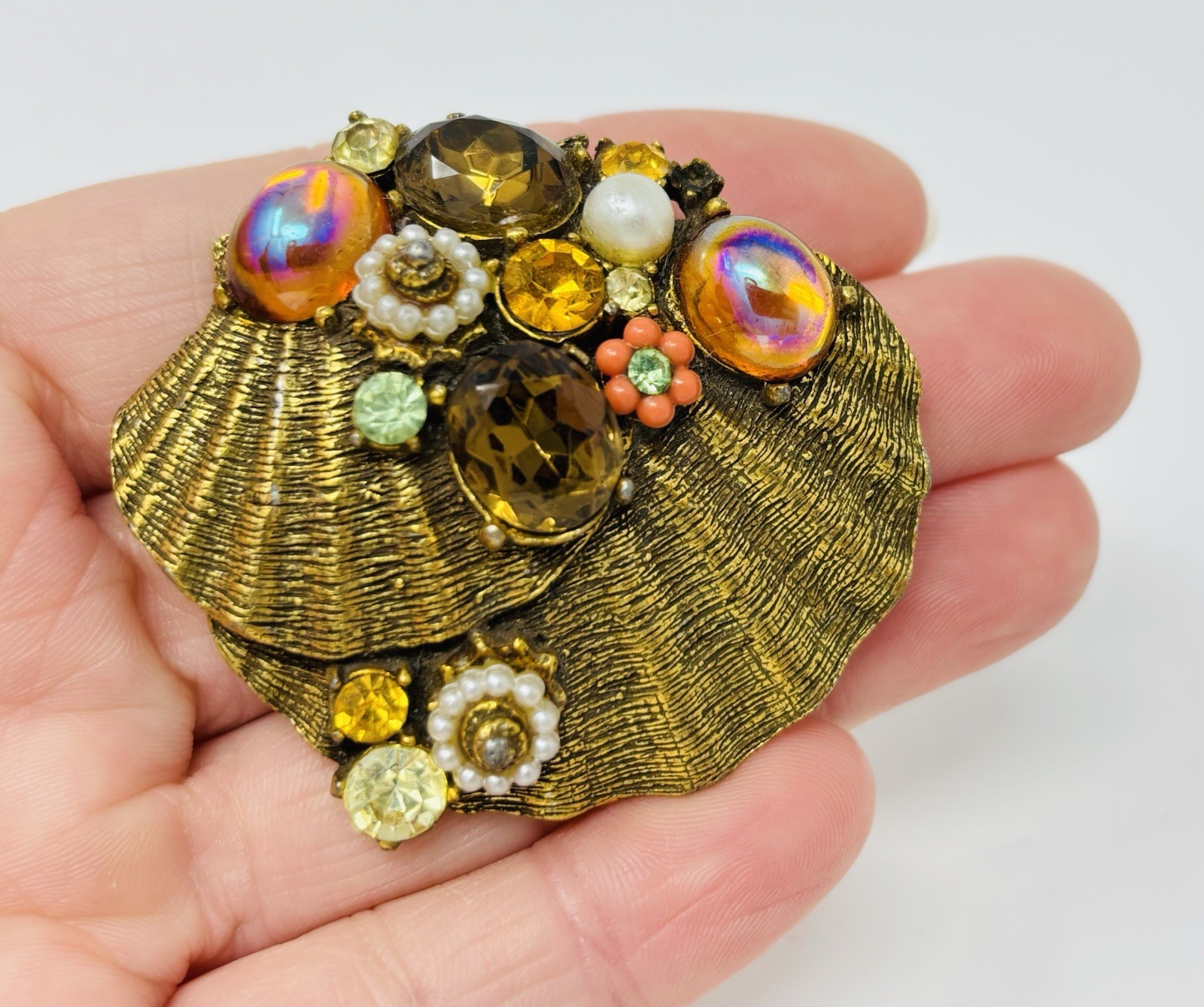 Unsigned ART Arthur Pepper Mermaid Crystal Rhinestone Sea Shell Brooch Pin Beach