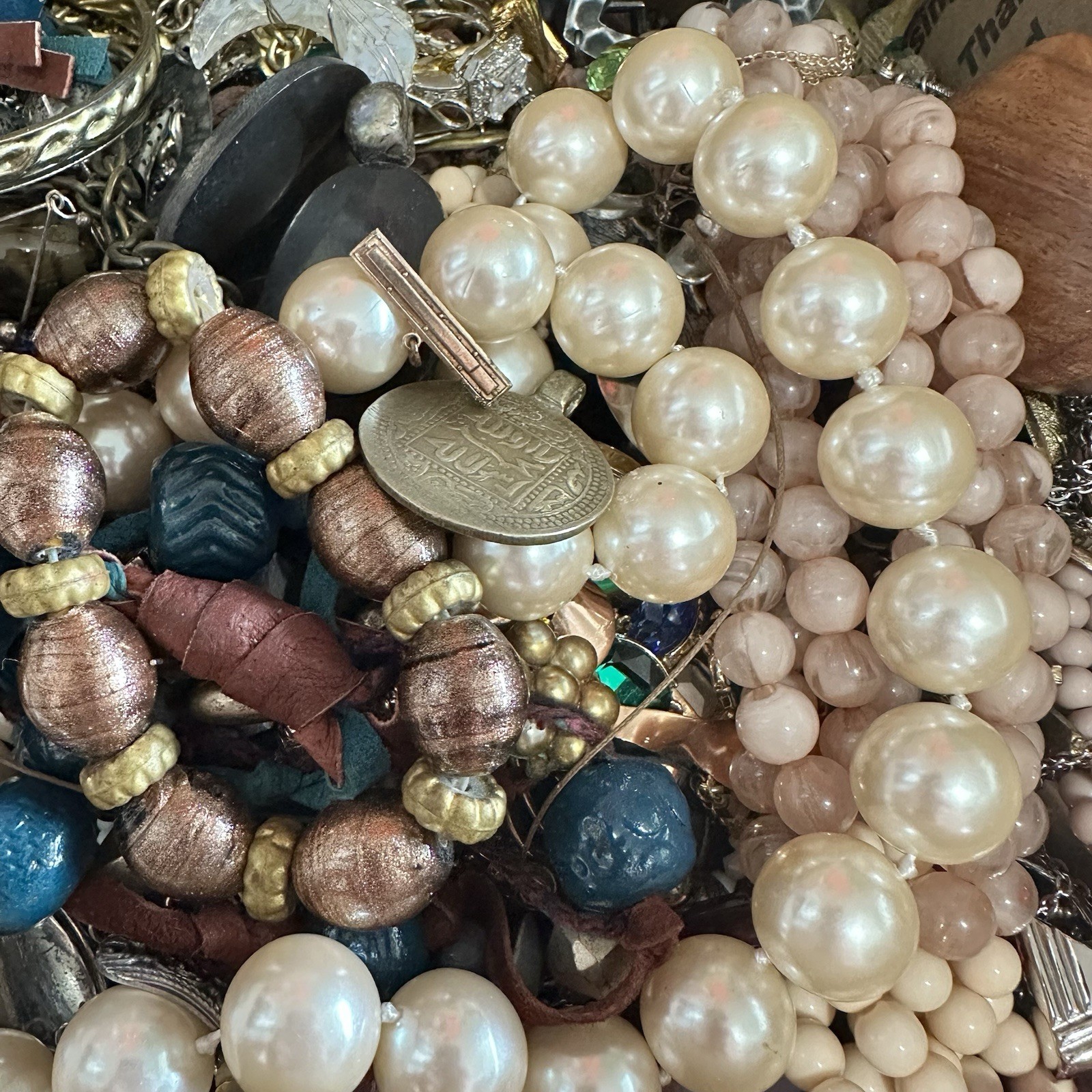 Vintage To Now Junk Drawer Jewelry Lot Unsearched Untested 15 Pounds – AM1