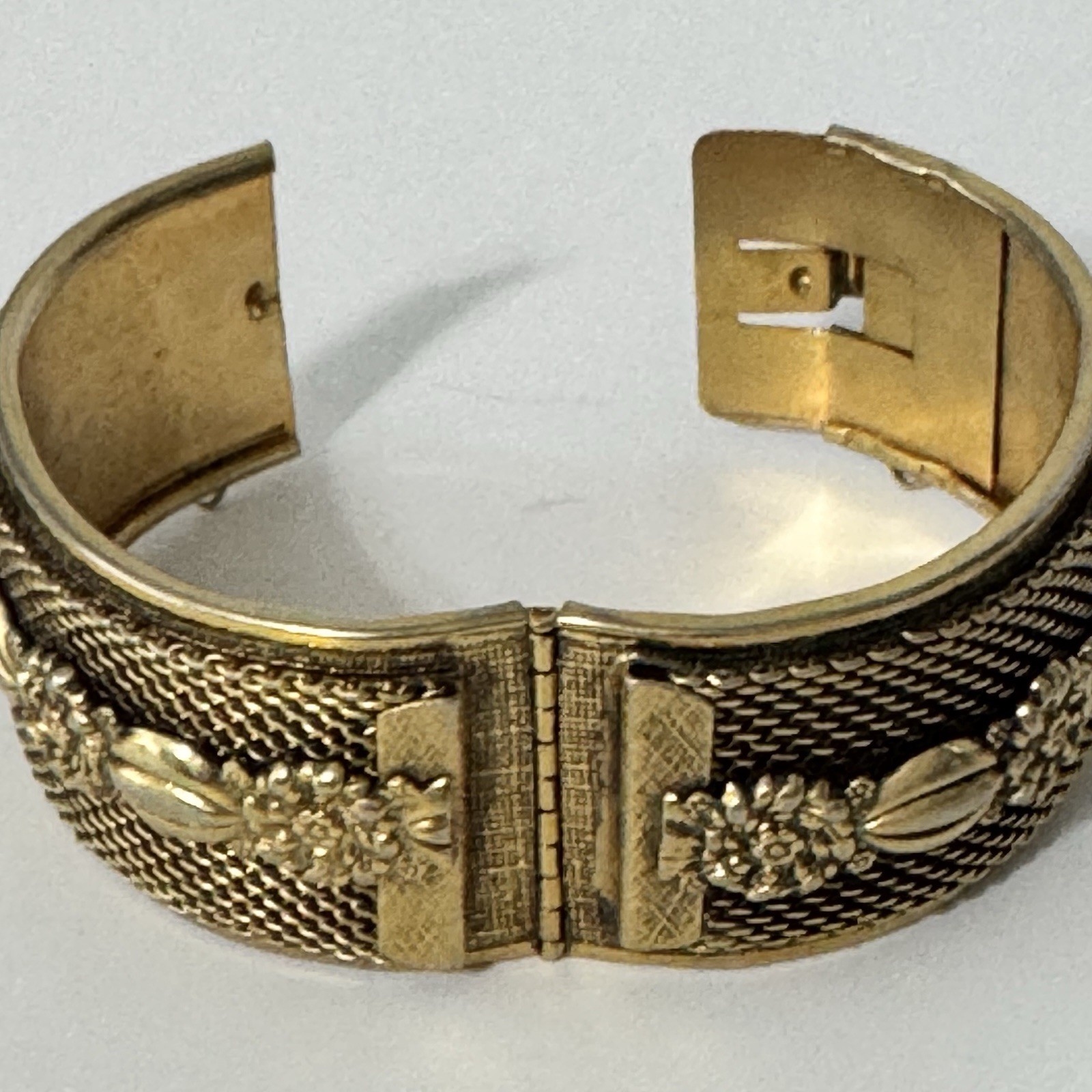 Wide Brass Gold Tone Victorian Revival Style Floral Bangle Hinged Cuff Bracelet