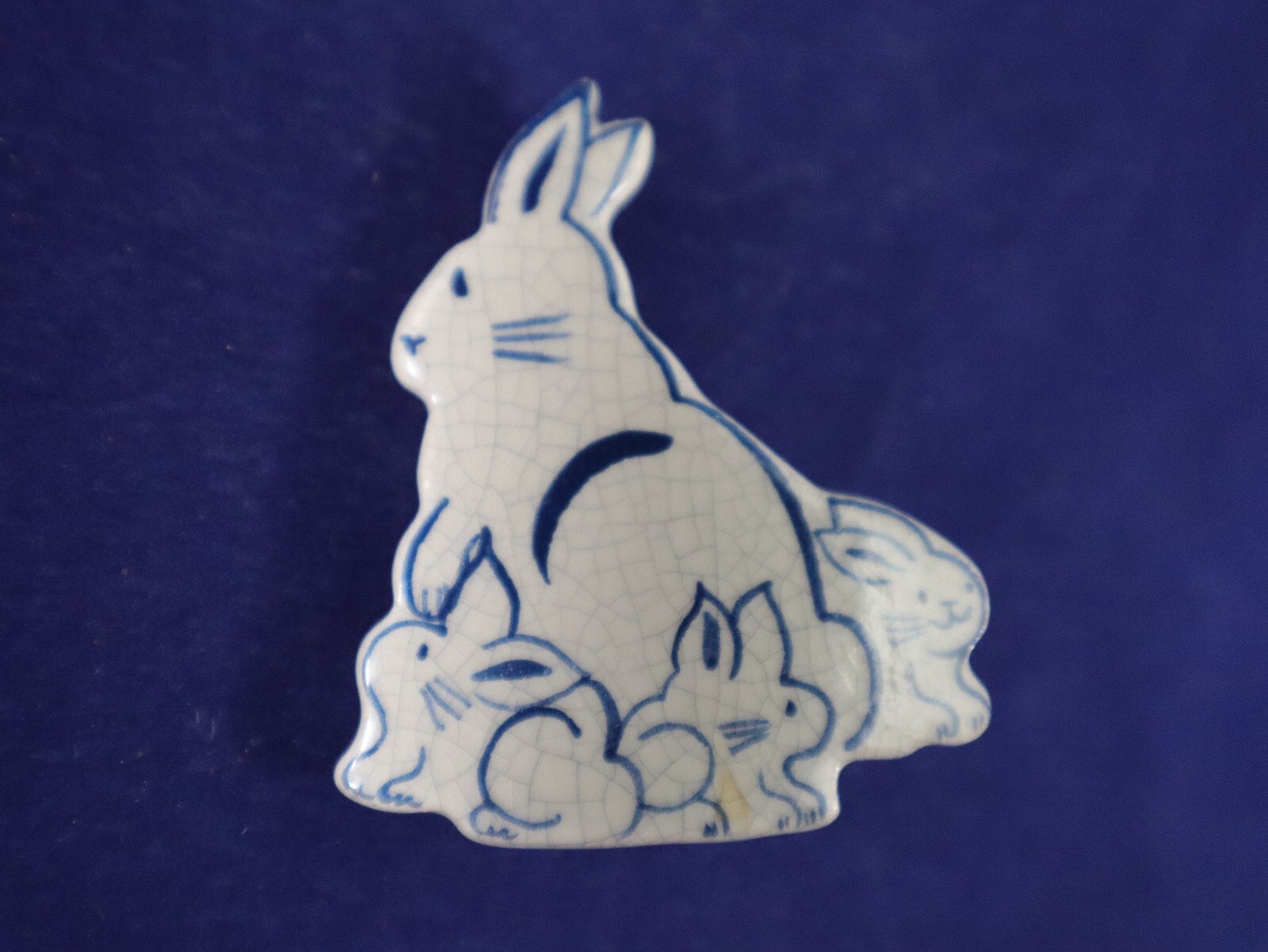 Bunny Rabit Family BROOCH Pin Blue & White Artist Signed