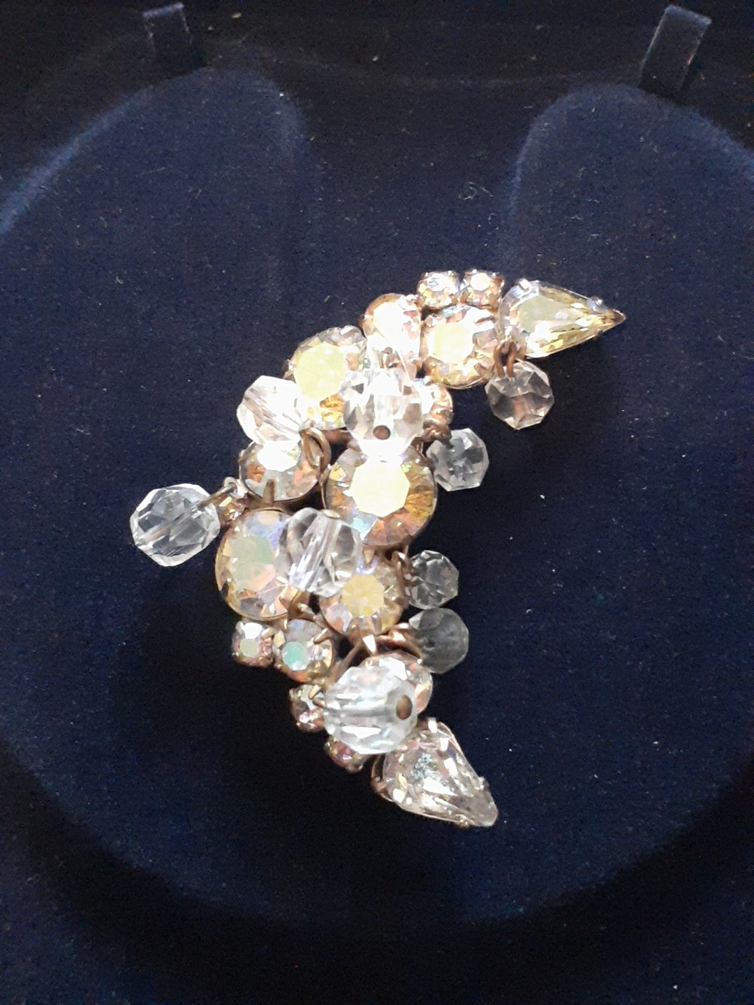 Vintage 1950s KRAMER Rhinestone and Dangling Beads Brooch & Clip On Earrings