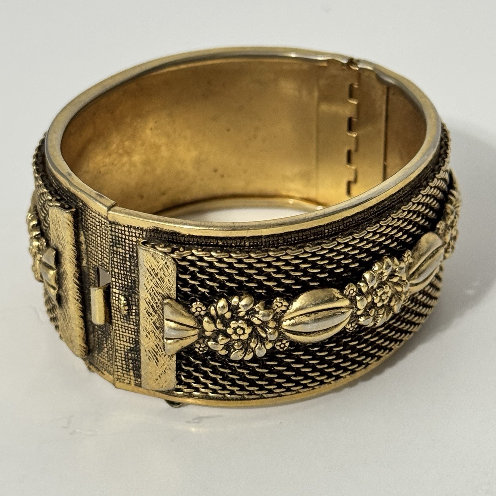 Wide Brass Gold Tone Victorian Revival Style Floral Bangle Hinged Cuff Bracelet