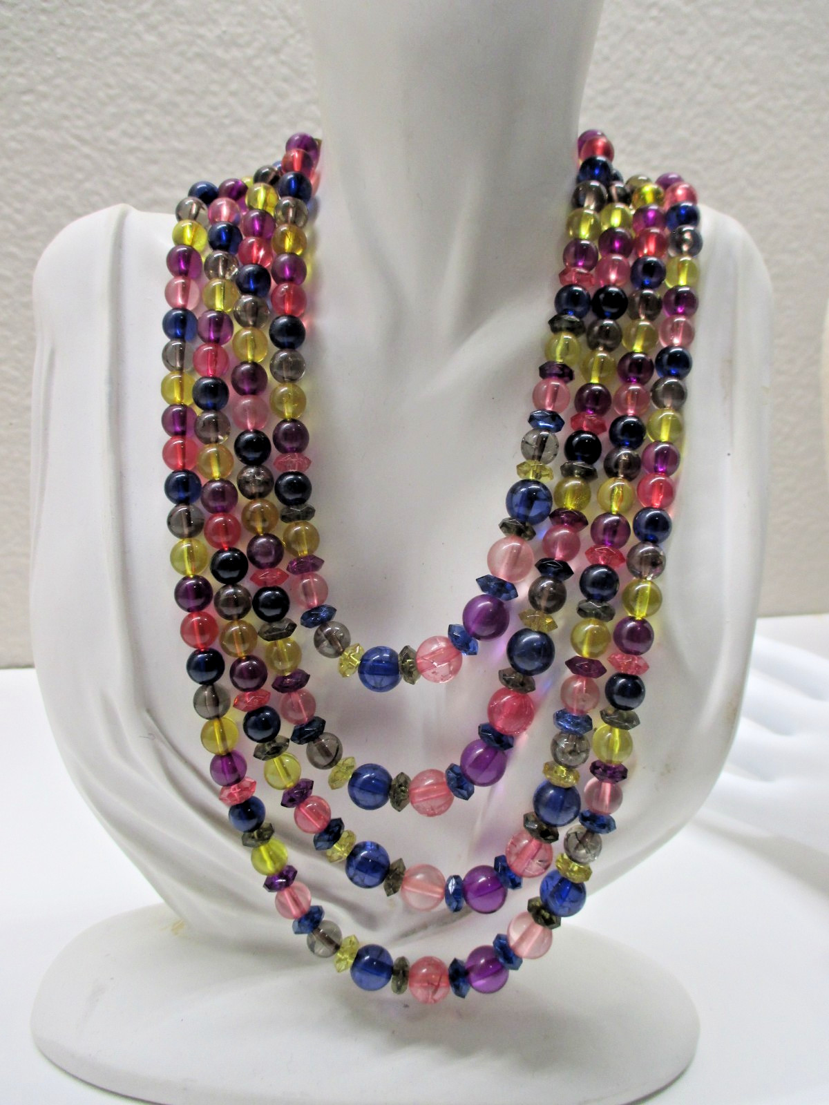 Vintage Multicolor Beaded Necklace and Bracelet Set