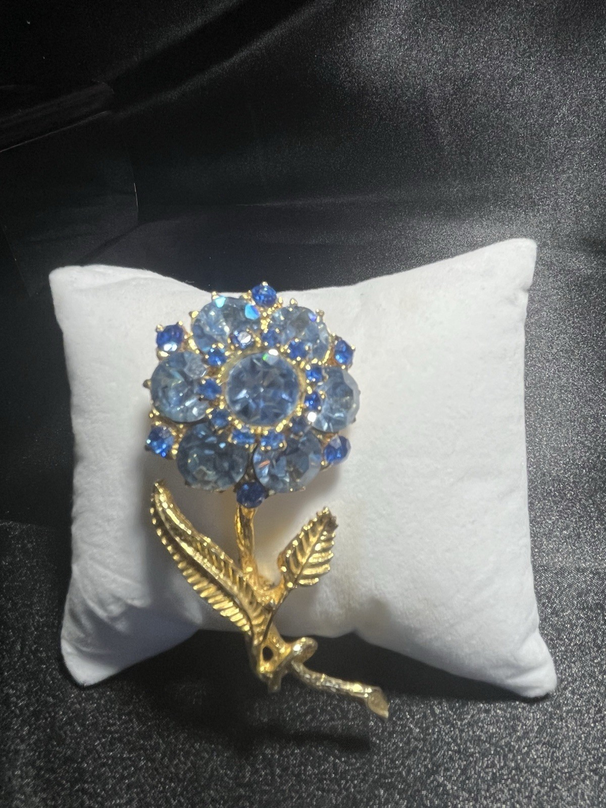Vintage Edlee Blue Flower Brooch-Signed