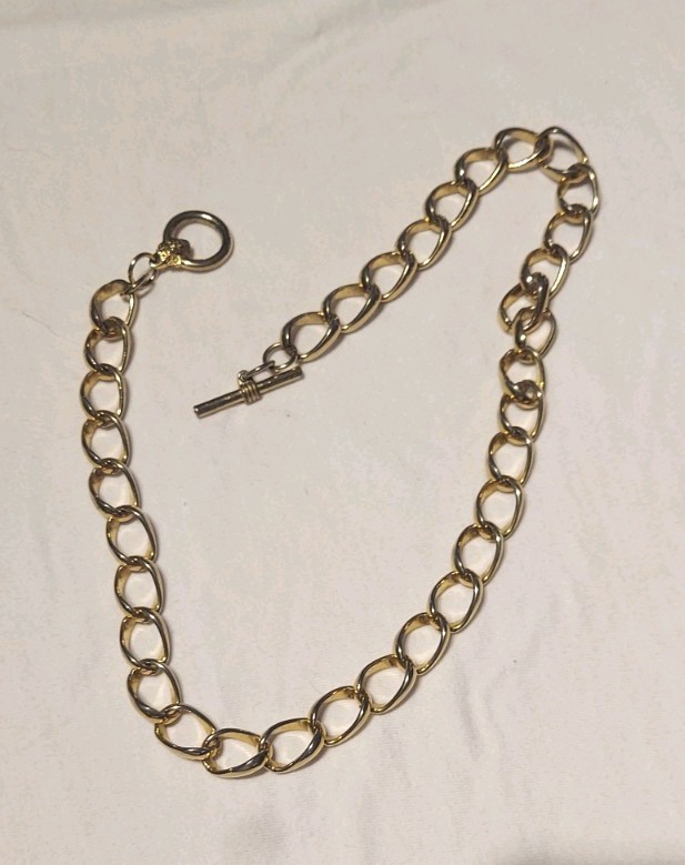 Lot Of 10 Random Costume/Gold Pieces Of Jewelry PLEASE SEE ALL PHOTOS