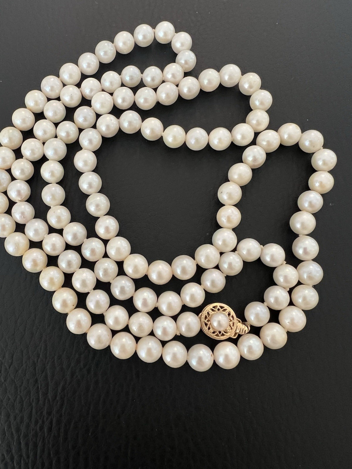Vintage Estate 6MM Pearl 30″ Long Knotted Necklace 14K Yellow Gold Clasp