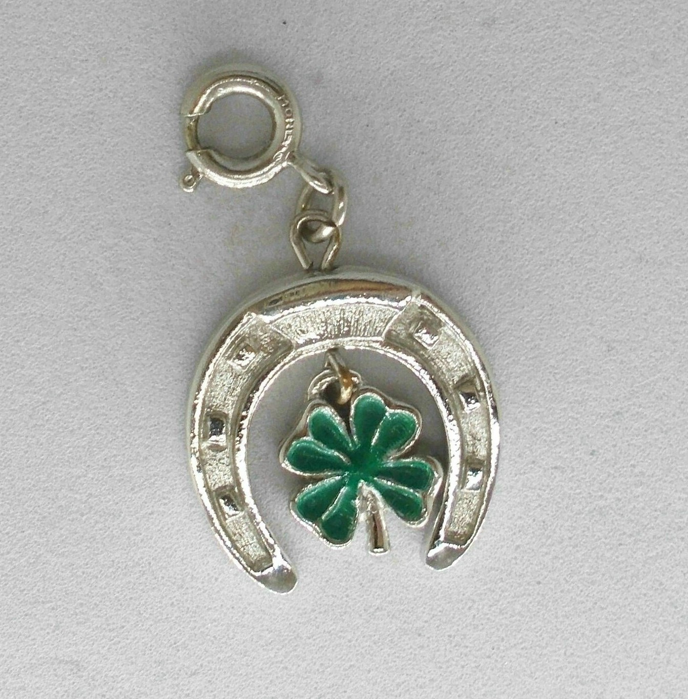 VTG MONET~LUCKY CHARM HORSESHOE & Dangling 4 LEAF CLOVER Clip-On Silver Tone