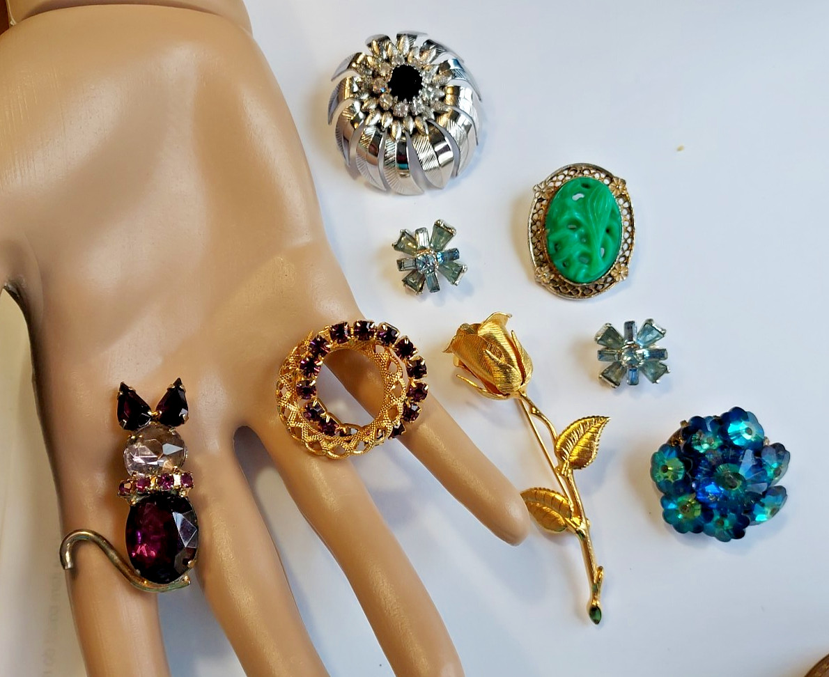 Vintage Pin Assortment Rhinestone Brooch 8 Piece Lot