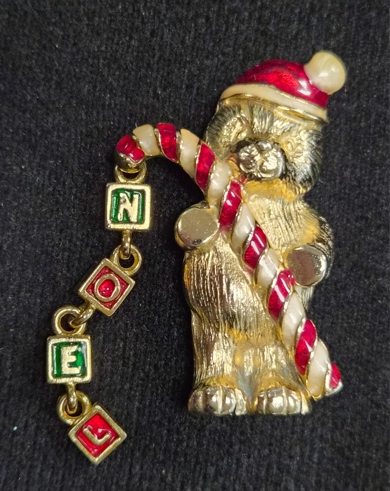 Vintage 1990’s Christmas Holiday Teddy Bear ” NOEL ” Dangle Pin / Brooch