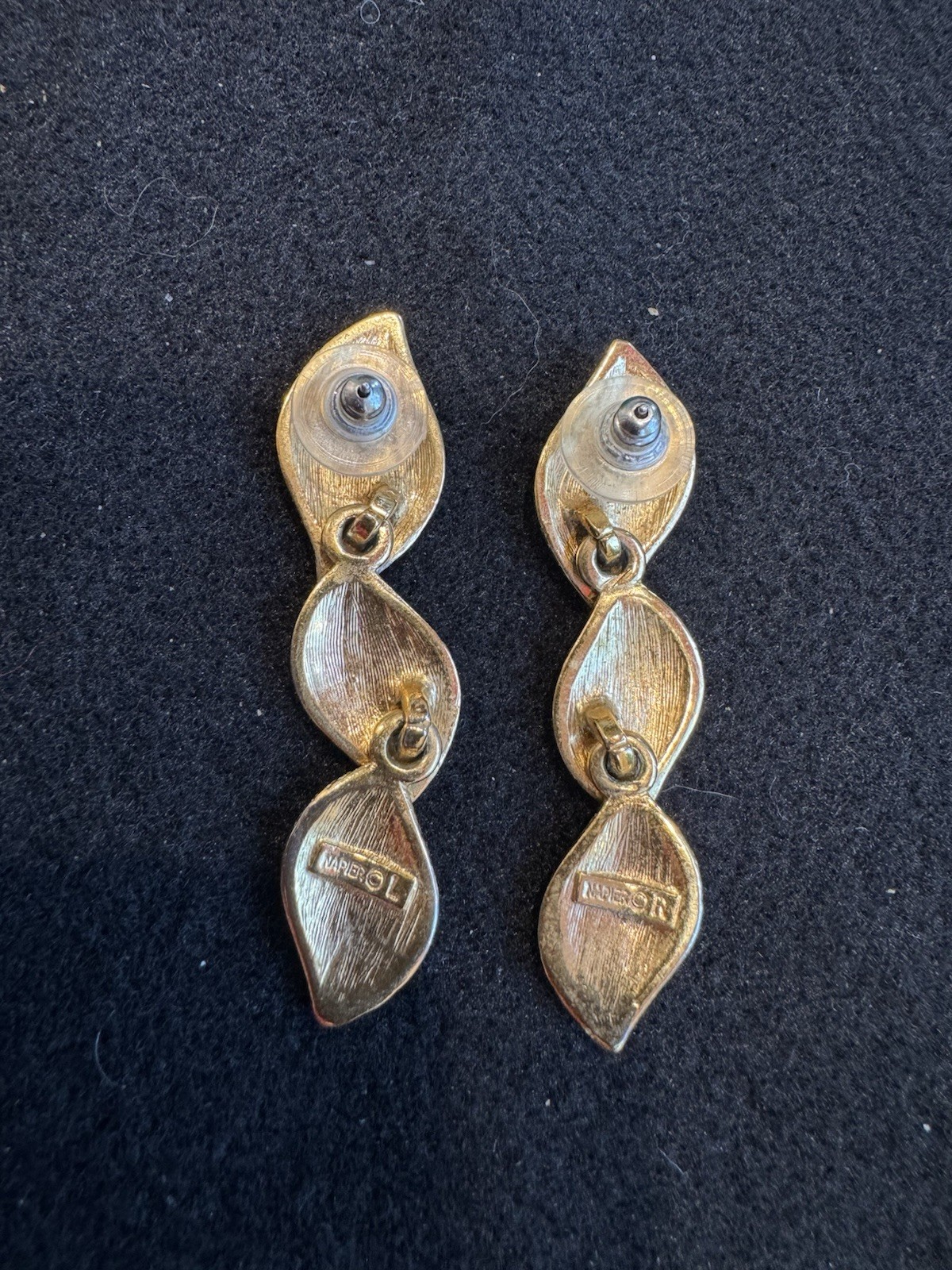 Vintage Napier Signed Gold Leaf Drop Post Earrings 1980