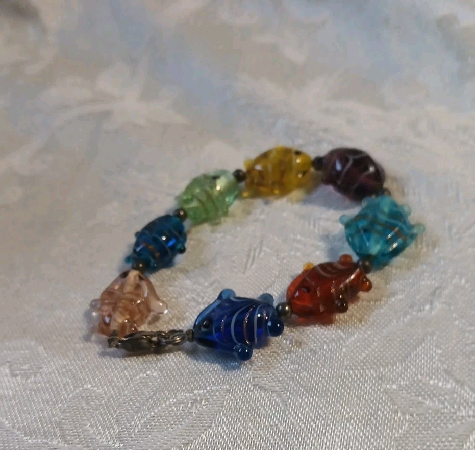 Vintage 6″ Glass Fish Beaded Handcrafted Bracelet 925 Lobster Clasp