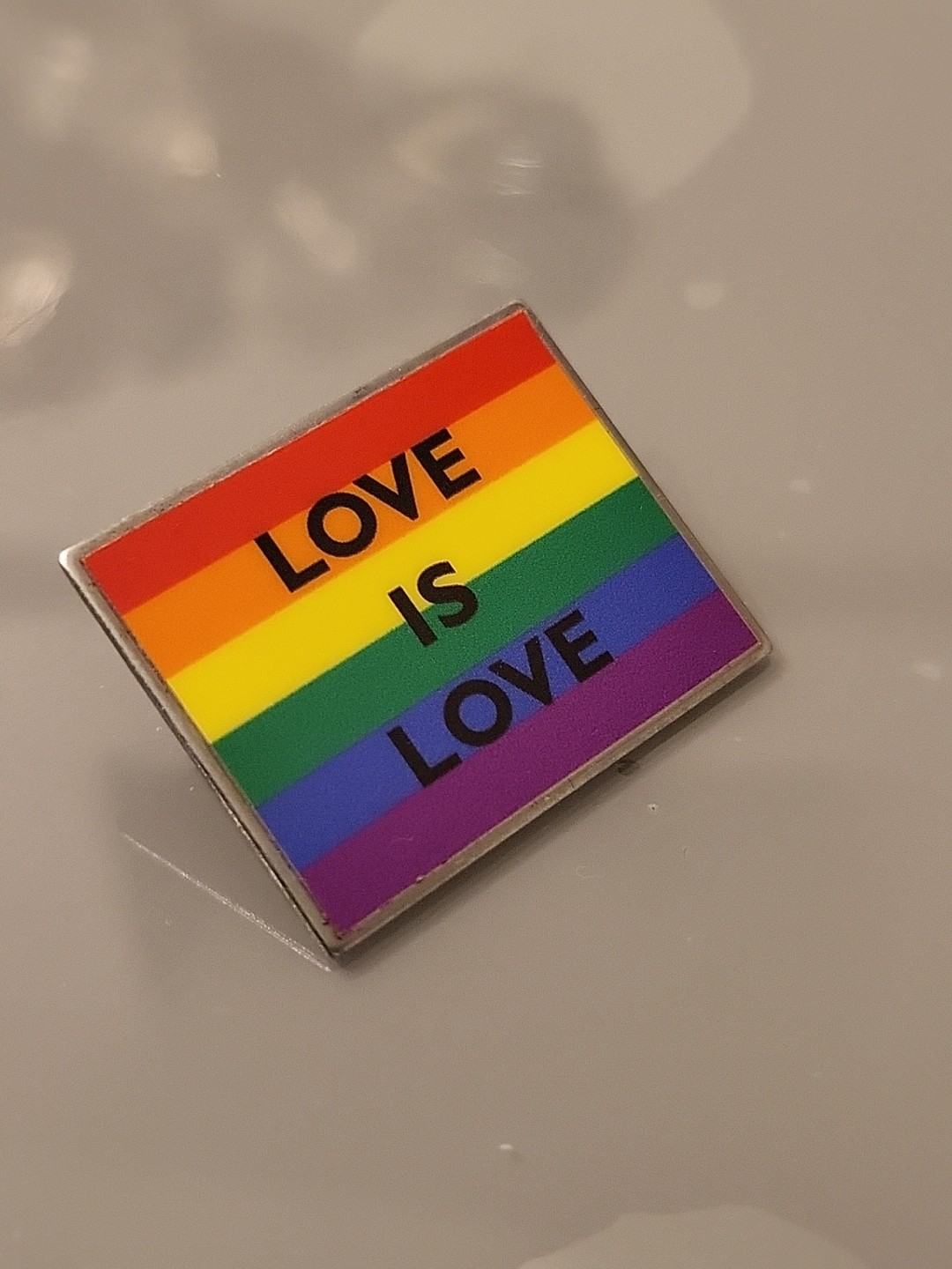 LGBTQ Pin Brooch Excellent Condition Rainbow Love Is Love Made Is USA❤️ Q56