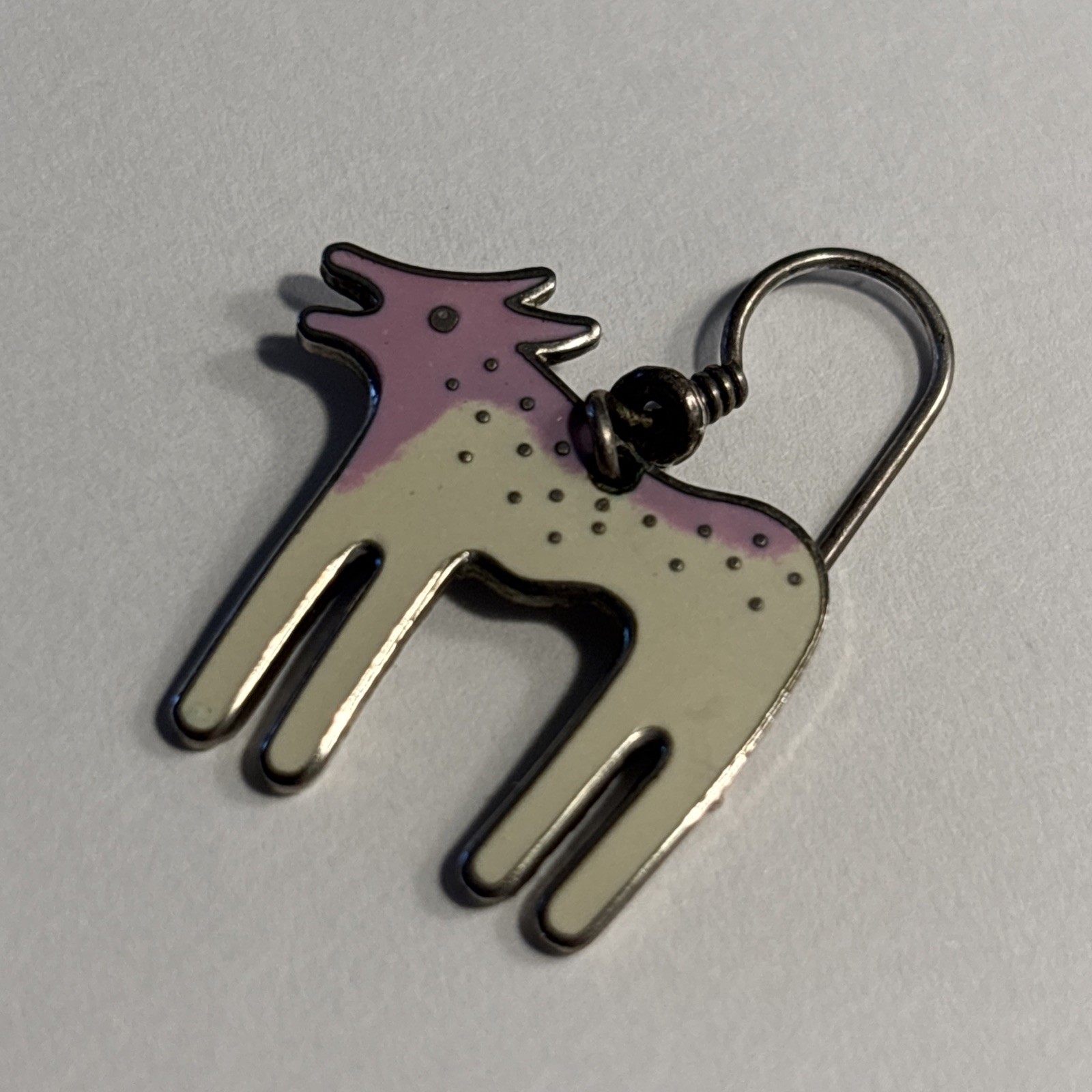 LAUREL BURCH “WILD DOG” DANGLE EARRINGS,SOFT PINK,WHITE ENAMEL, SIGNED, vintage