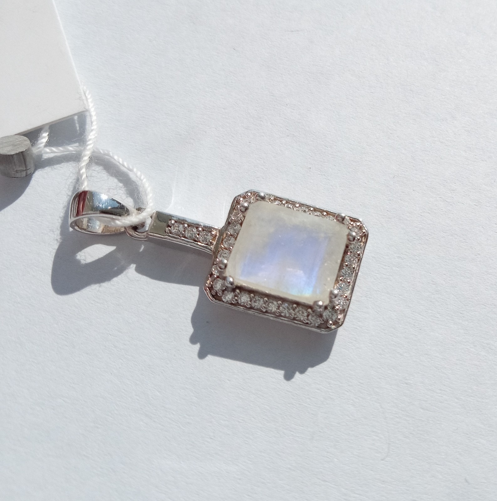 Vintage Pendant Rainbow Adular stone Sterling Silver 925 Beautiful Women Jewelry