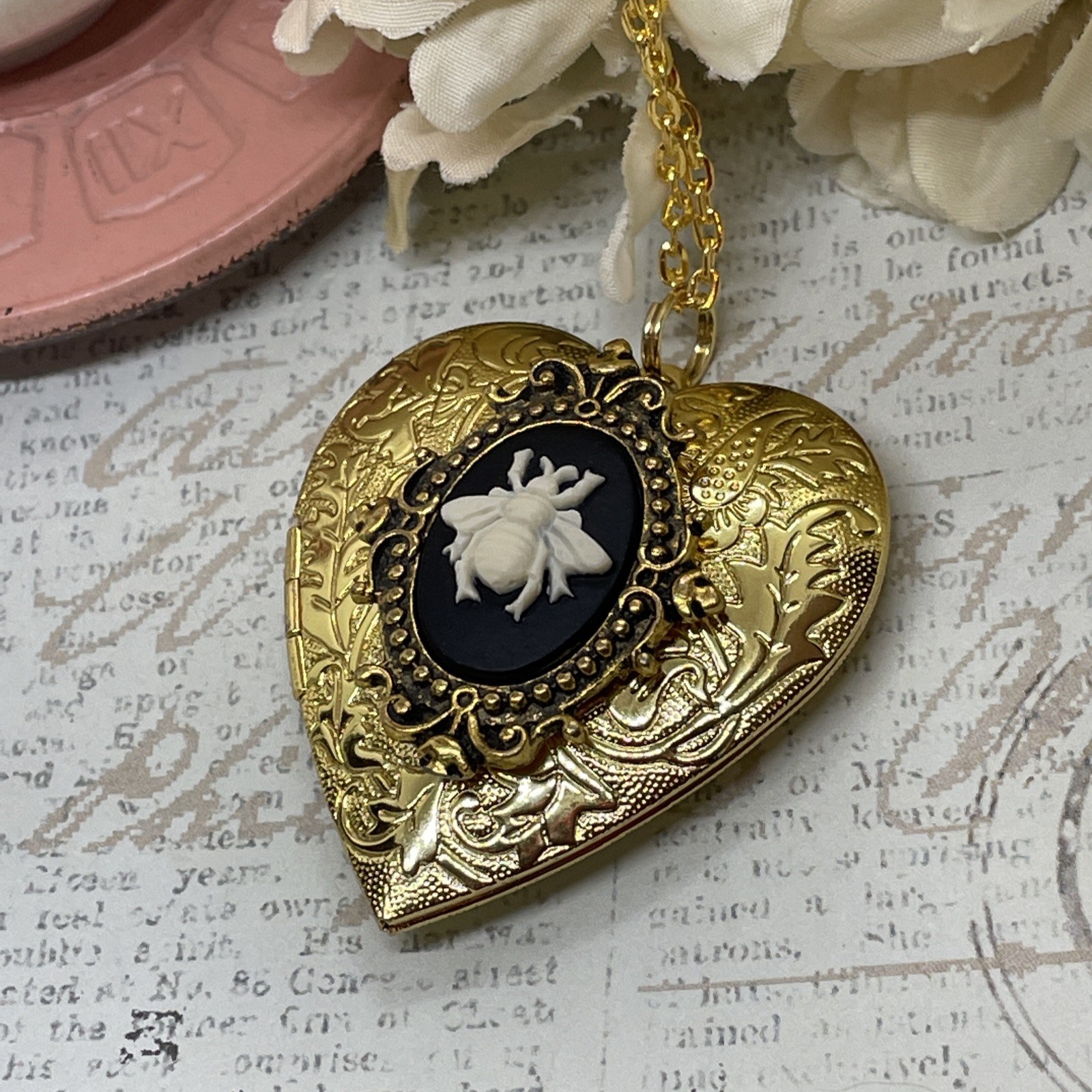 Gold Heart Locket Photo Birthday Anniversary Wedding Cameo Bee Honey Necklace