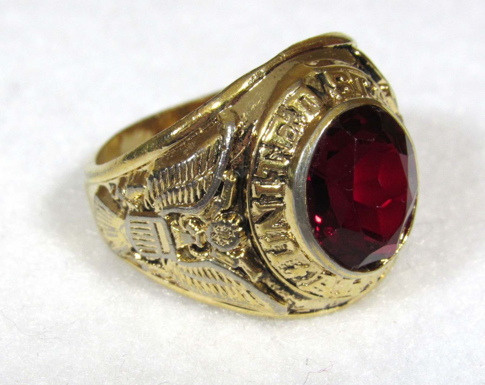 Vintage Men’s US Army Red Stone Ring 8 KT Gold – H.G.E. Size 10 1/4, 10.7 Grams