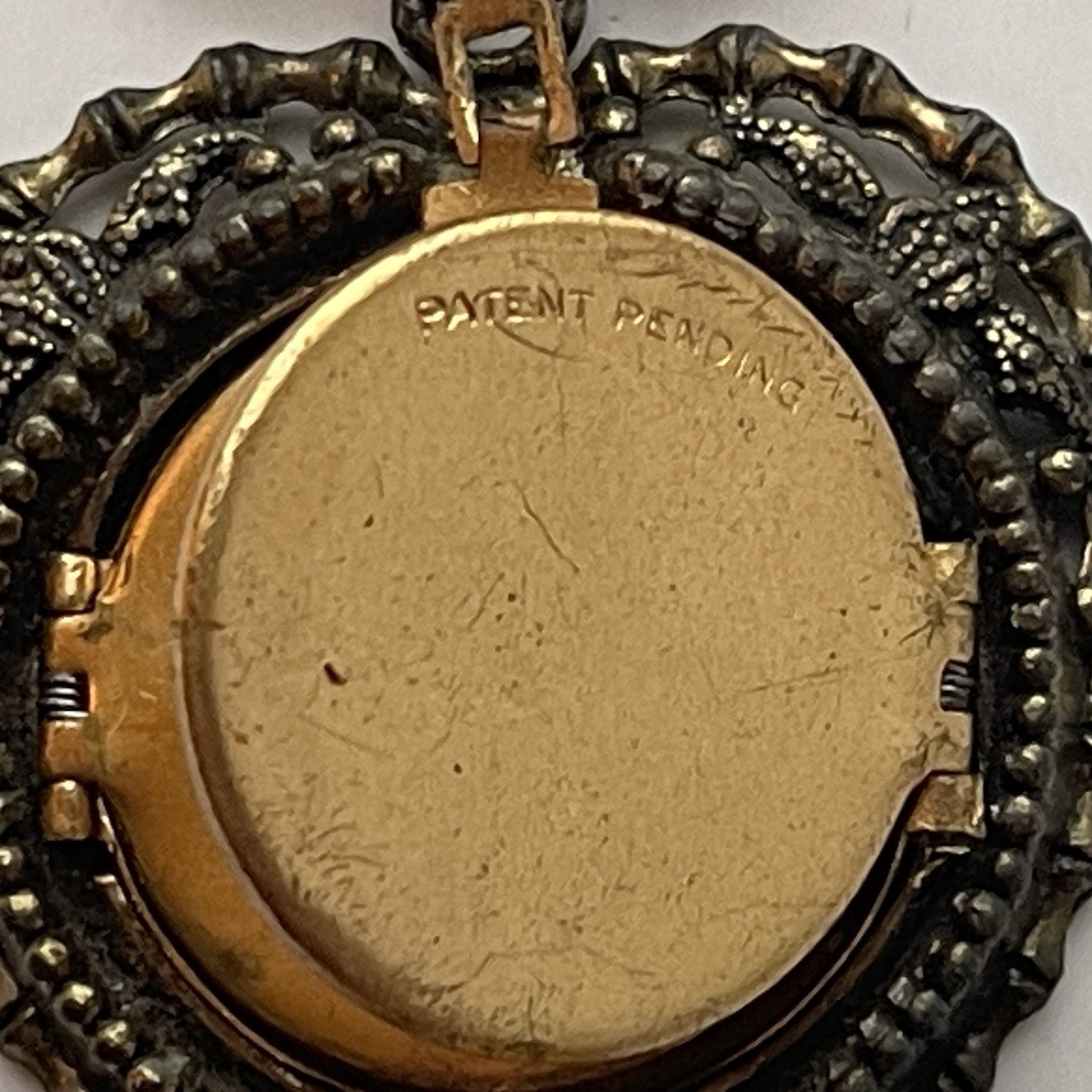Locket Eagle Military Four Photo Brooch Pin Folding Military Themed Vintage