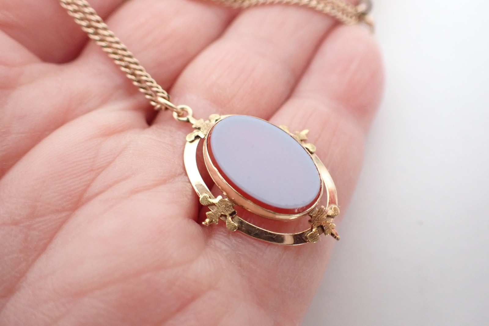 Vintage Antique Oval Nicolo Agate Pendant On Gold Filled Chain Necklace
