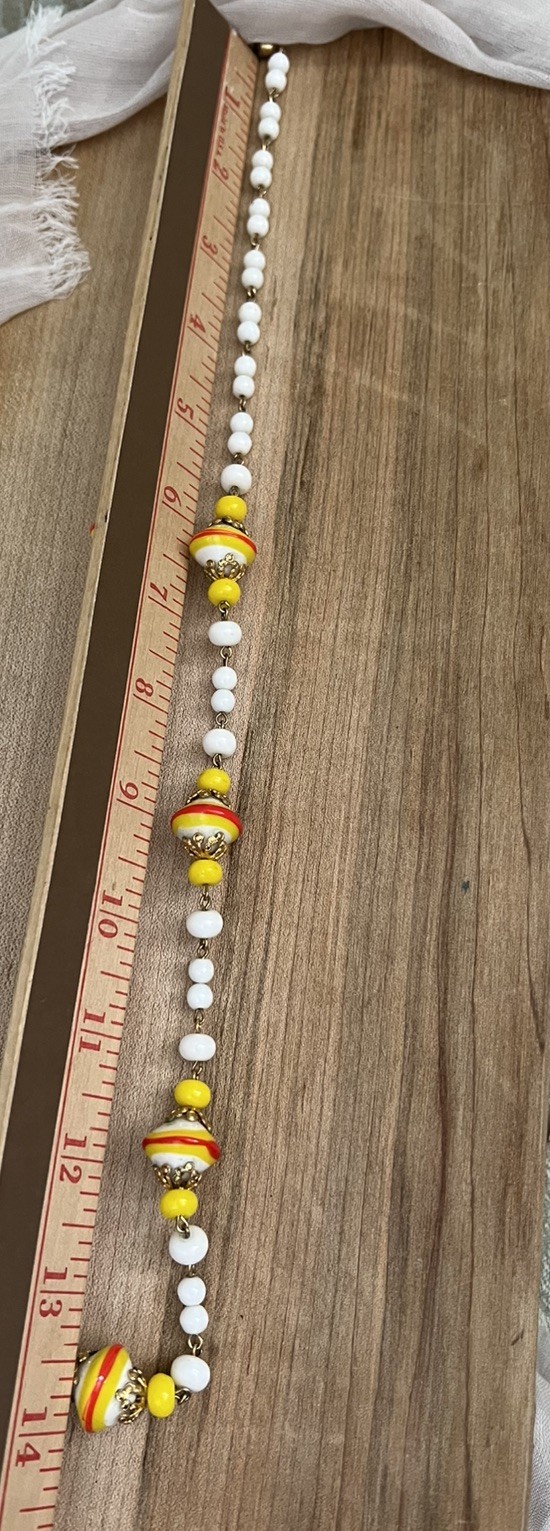 Vintage 70’s Necklace l Glass Beads l accent gold l white yellow orange l 14”