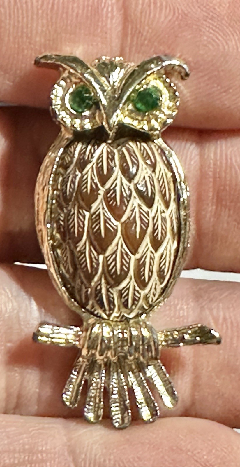 Vintage Owl Green Rhinestone eyes/Brown Belly Gold Tone Brooch/Pin
