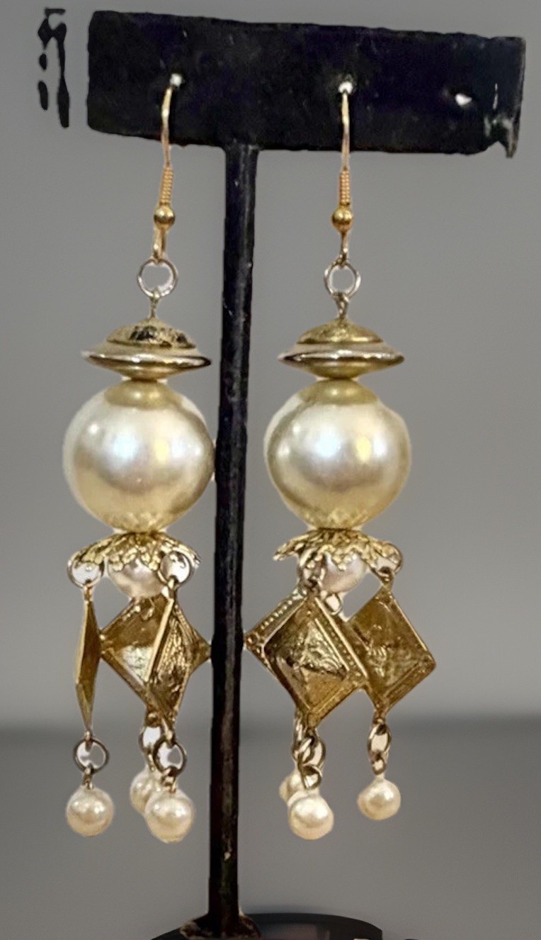 VTG Gold Tone Dangle Faux Pearls Earrings LOT 2 Pierced Lobe LIGHTWEIGHT READ 2″
