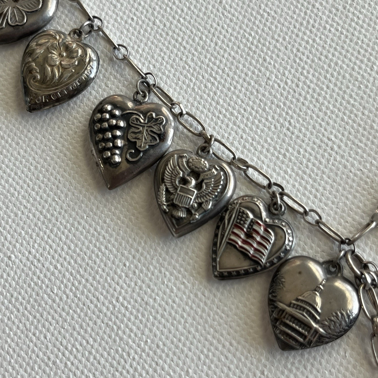 Vintage WW2 Puffy Hearts Necklace Forget Me Not GREAT SEAL Patriotic Military