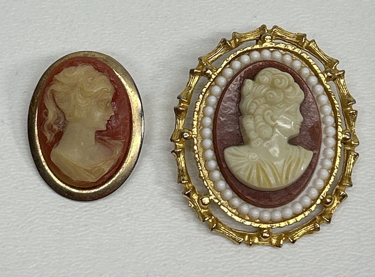 Lot Of 2 Vintage Cameo Brooches