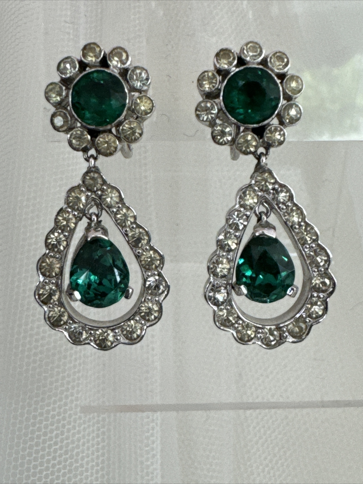 Beautiful Art Deco Rhinestone Emerald Drop Earrings For Any Occasion