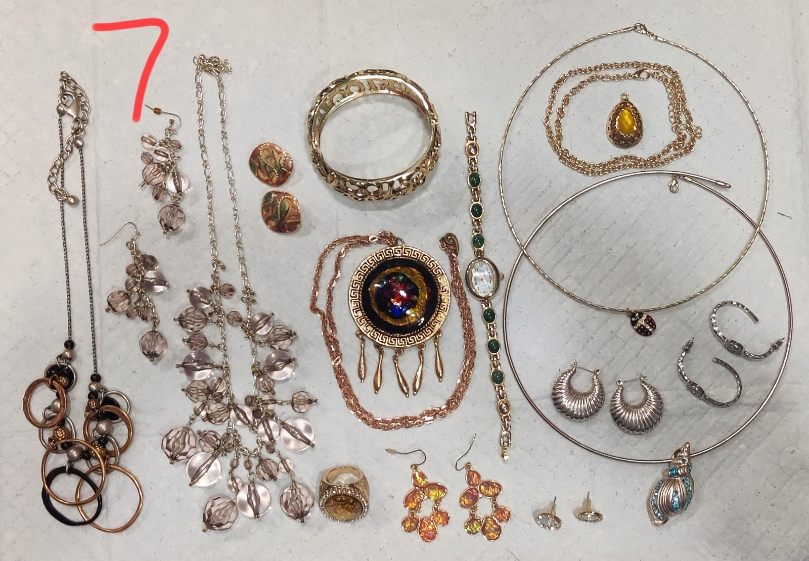 Lot Of Estate Costume Jewelry, 15 Pcs