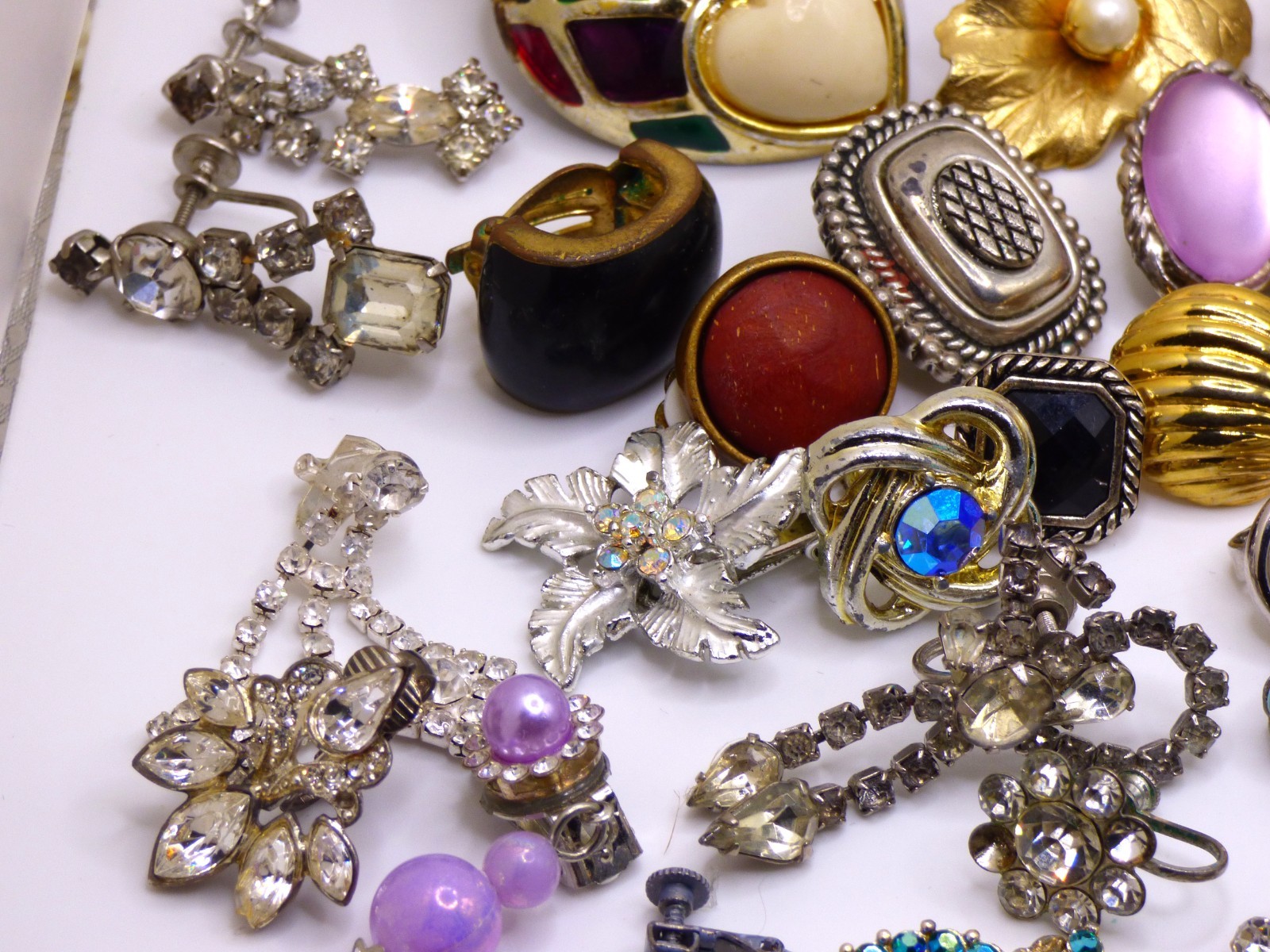 🌷 Vintage Lot of Over 85 Single 1.7 lb Lots of Signed~CINER + Clip On Earrings