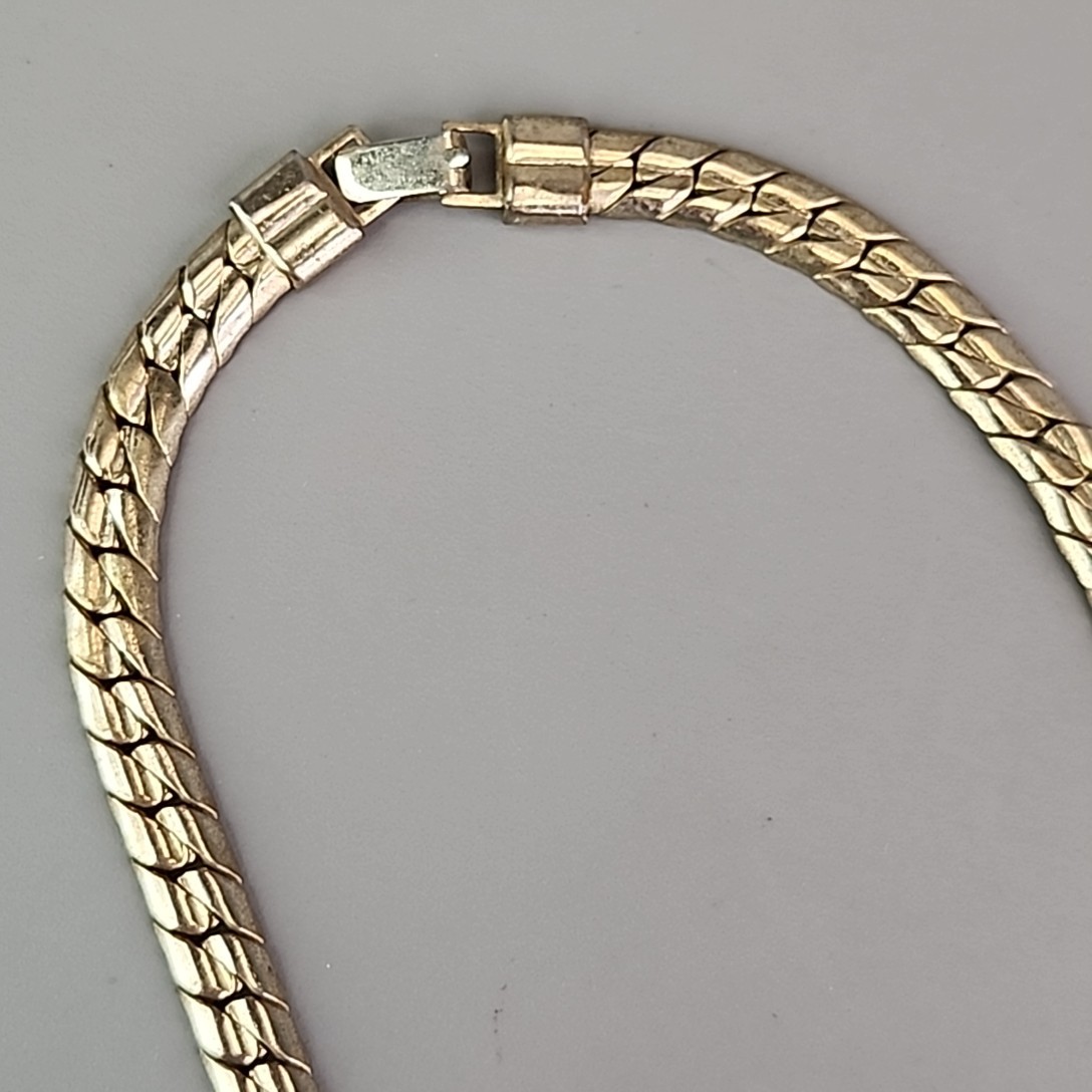 Vintage Chain Tassel Necklace Herringbone Gold Tone Floating Buckle Pendant 15.5