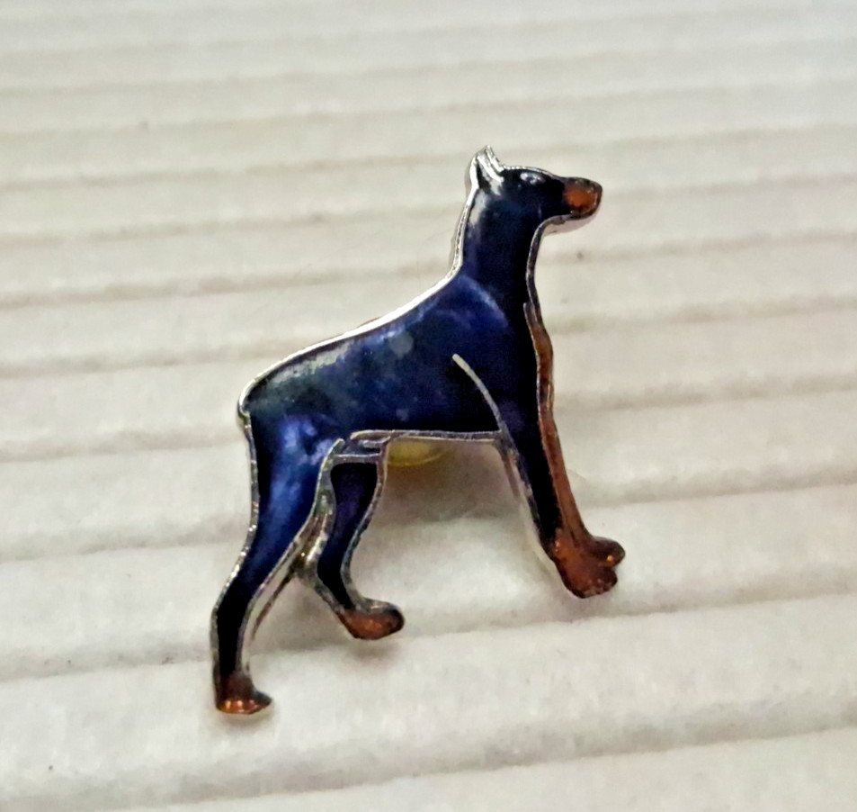 Vintage Mafco Collectible Dog Pin Doberman Brooch Silver Tone Blue Enamel Signed