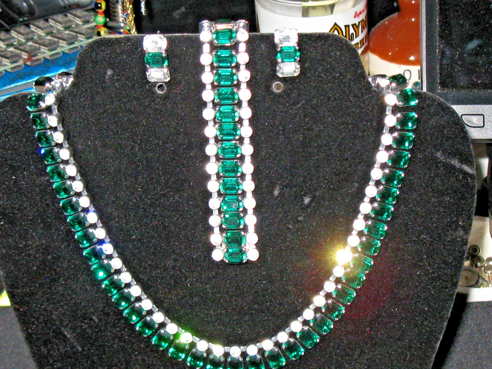 Vintage Faux Emerald Green & Clear Rhinestone Necklace Bracelet Earring Set RARE