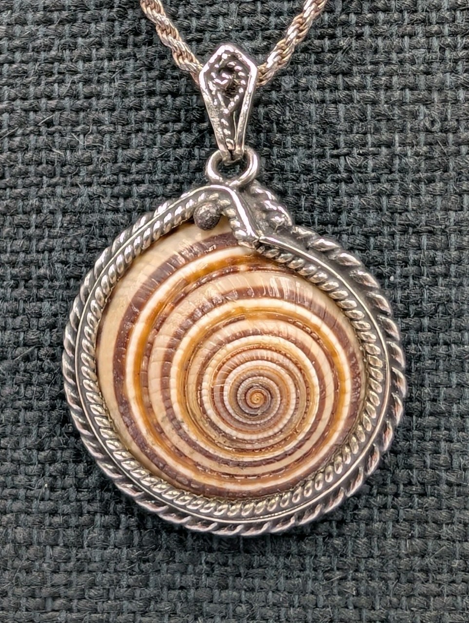 Vtg 925 Sterling Silver Sundial Seashell Pendant Necklace 18″ Italian Rope Chain