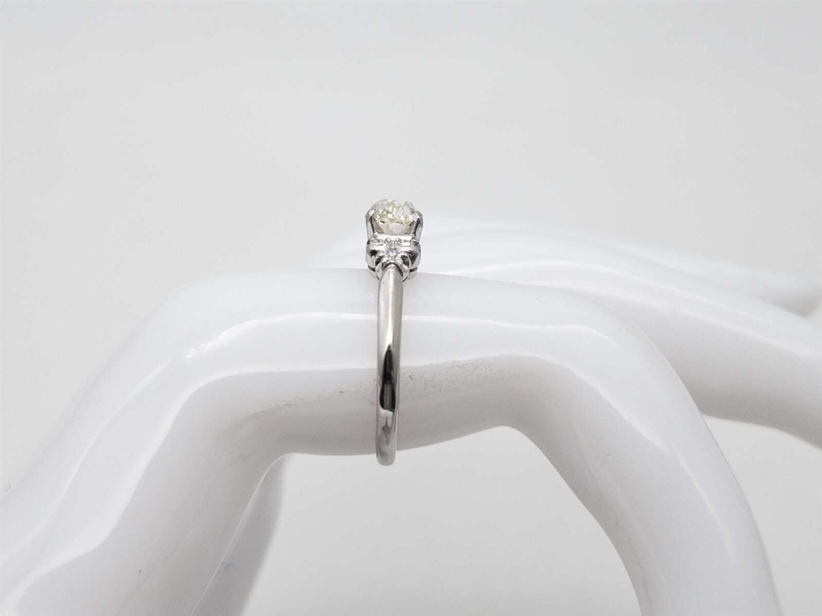 Antique 1920s $5000 1ct VS Light FANCY Yellow Old Euro Diamond Platinum Ring