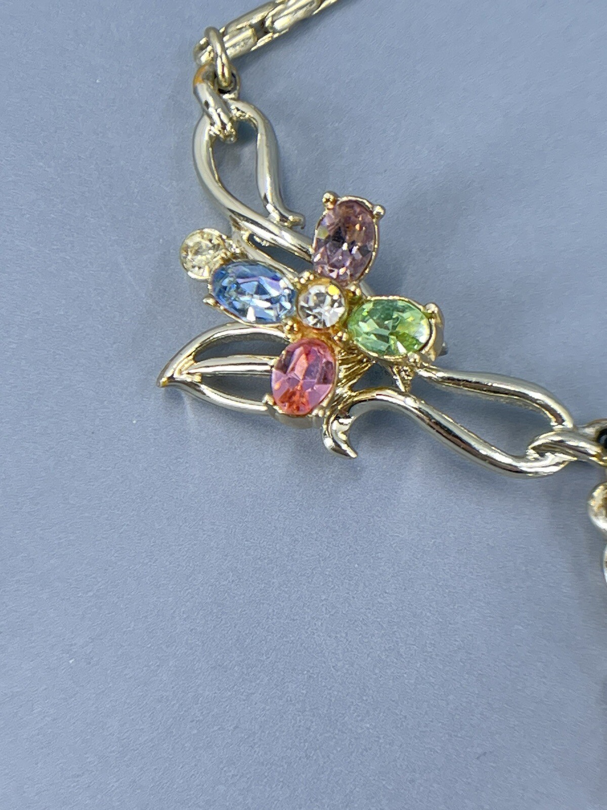 Kramer Flower Necklace Choker multi colored Rhinestones gold tone 15″