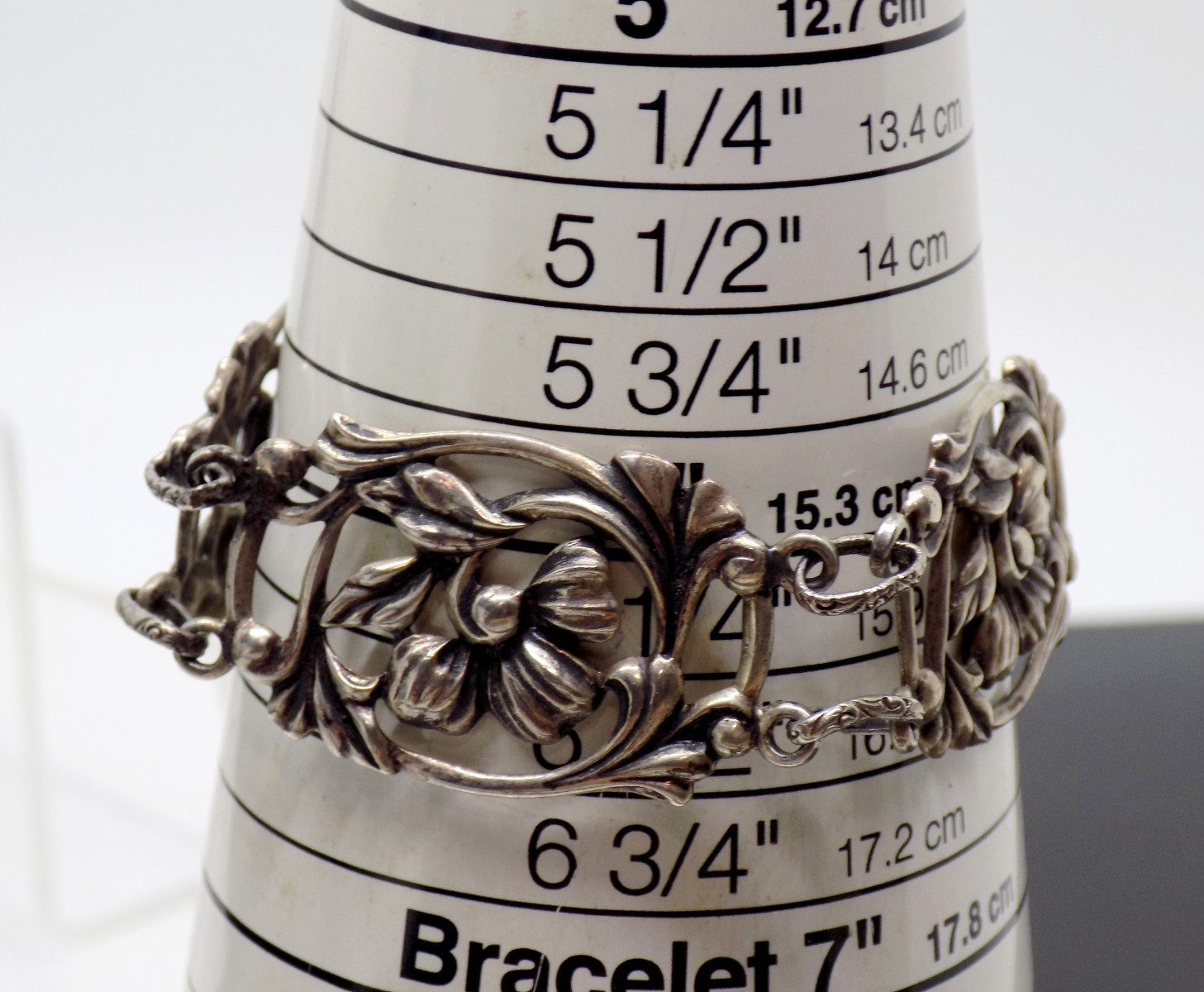 Danecraft 925 Sterling Silver Floral Flower Repousse Filigree Bracelet