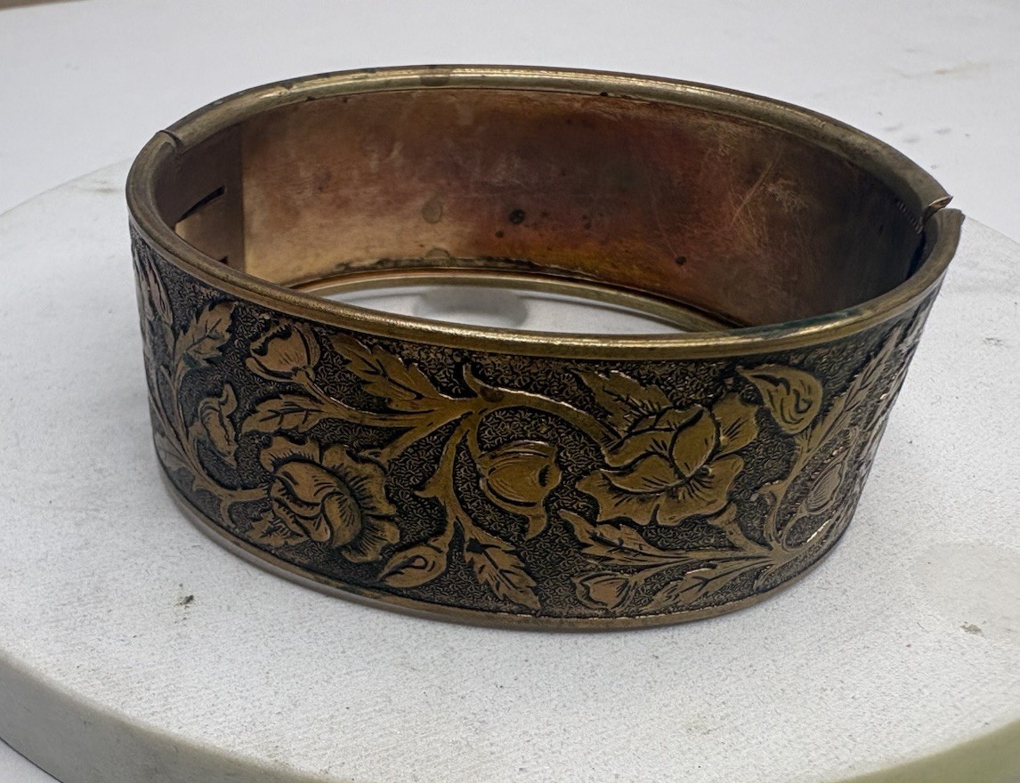 Vintage Etched Brass Wide Cuff Bracelet Floral Hinged Safety Chain